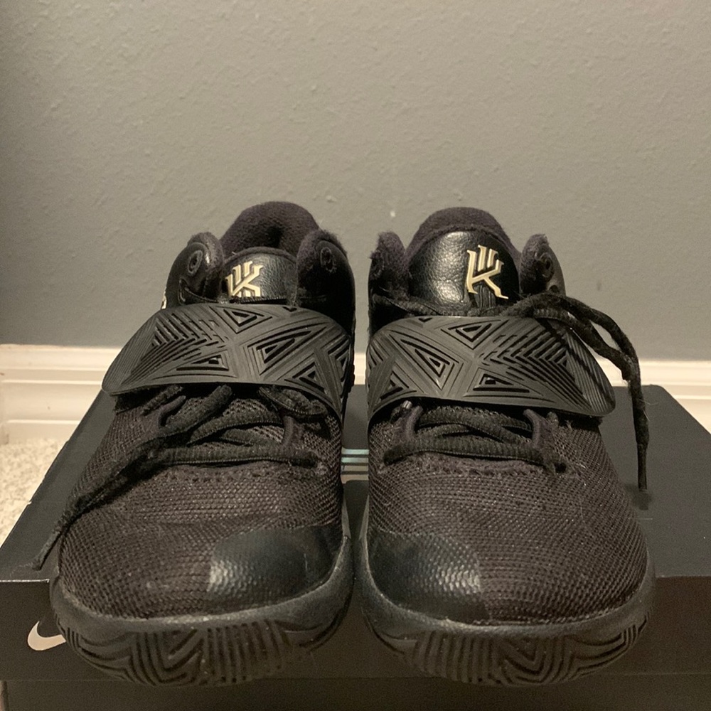 Kyrie Flytrap Lll - image 4